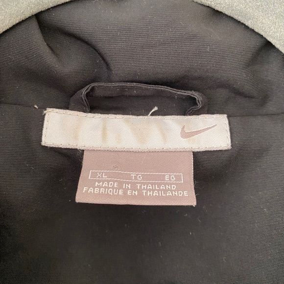 Vintage Nike jacket - Picture 2 of 3